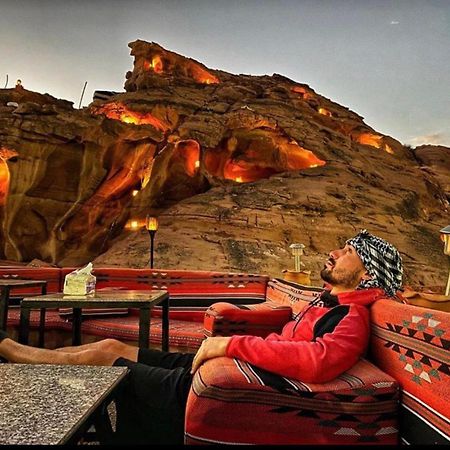 Wadi Rum Quiet Camp Exteriör bild